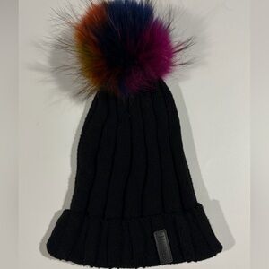 Maniere Beanie with Multicolor Pom-Pom